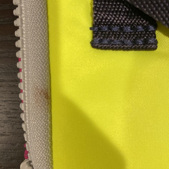 Lululemon crossbody bag - Picture 5 of 6